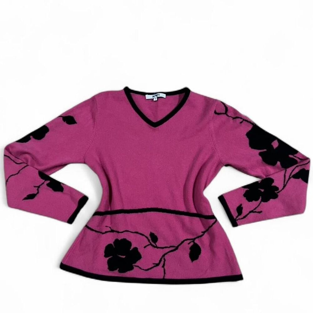 100% Cashmere Acorn Women's Pink & Black Floral V-Neck, Long Sleeve Sweater. M.